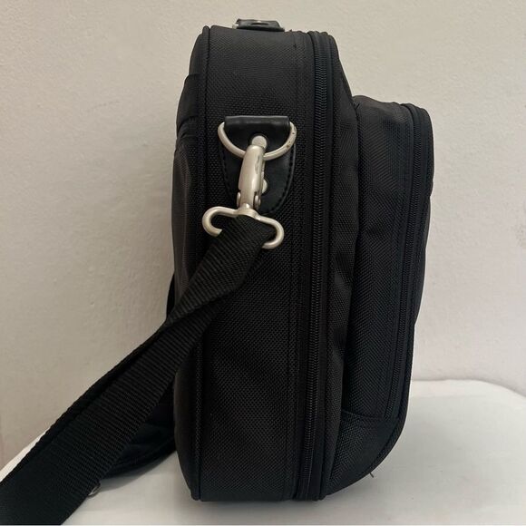 DELL Laptop Messenger Shoulder Bag Black Nylon Inner Outer Pockets Utility Work - Picture 5 of 16